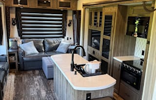 2021 Forest River RV Sabre 36BHQ