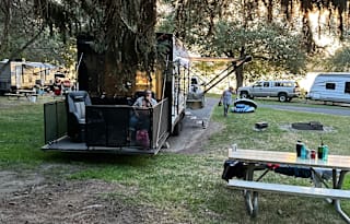 Toy Hauler Spacious with all your amenities