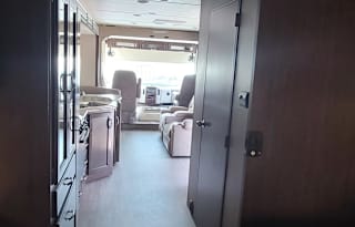 2019 Thor Motor Coach Freedom Traveler A-30