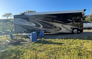 RUBY: 2022 Thor Motor Coach Miramar 34.8