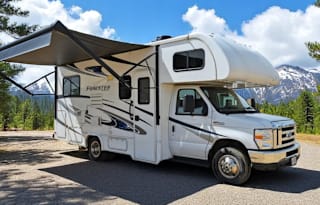 2020 Forest River Forester 2291S: Sleeps 6