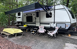 Wine’d Down w/ Outdoor Kitchenet (Delivery Only)