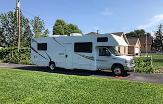 2015 Thor Motor Coach Four Winds 28A