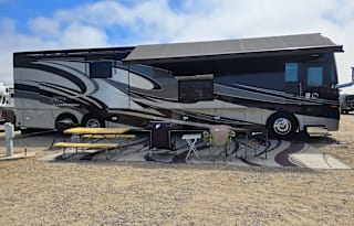 Beautiful 2019 Tiffin Allegro Bus 45 OPP