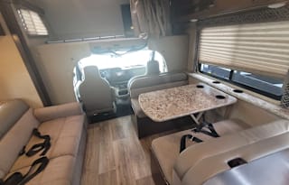 2018 Thor Four Winds 30D