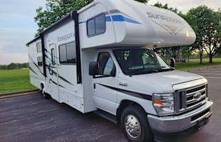 Sunseeker Bunk house. WE ALLOW PERSONAL INSURANCE!