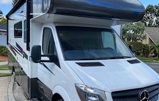 2020 Winnebago Porto 25