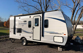 Happy Camper Entry-level Travel Trailer