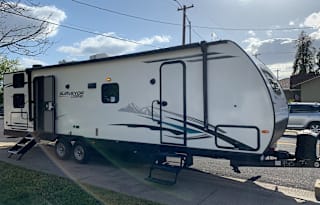 2021 Forest River Surveyor Legend 296QBLE