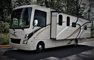 Thor Motor Coach Freedom Traveler A30