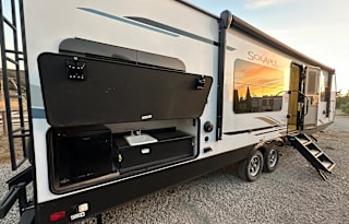 Sleeps 6 - New Luxury Travel Trailer