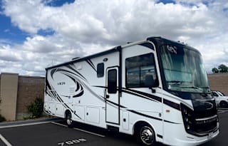 2019 Entegra- sleeps 8, private bedroom