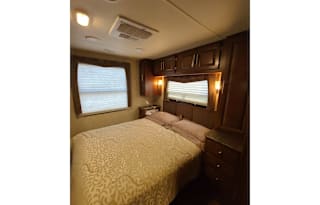 2015 Forest River RV Georgetown 351DS