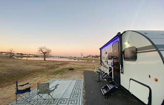 2021 Forest River RV Cherokee Grey Wolf Black Label 18MTBL