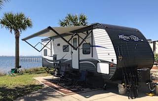 2018 BUNKhouse•fully stocked*7th Night FREE! sleeps 8 adults comfortably