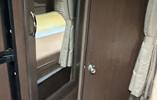 2019 Thor Freedom Elite 27' Motorhome