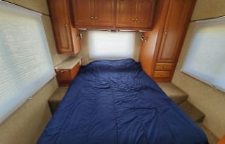 Forester Motorhome 31ft, Generator, Slide-out