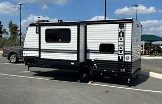 little Sunshine RV Rental