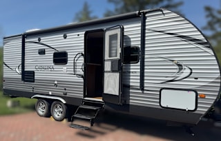 2017 Coachmen Catalina 243RBS