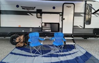#2-22 Forest River Wildwood full stock/outdr kitch