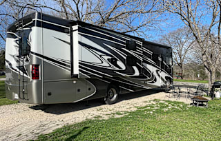Silver Belle - Luxurious and Modern - Pet Friendly