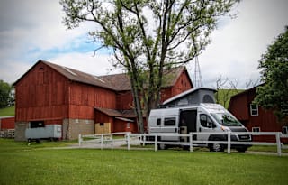 2022 Winnebago Solis 59PX