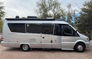 2019 Leisure Travel Serenity 24CB - Rent Cinnamon!