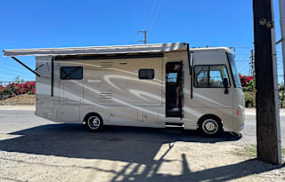 2015 Itasca Sunstar 27N
