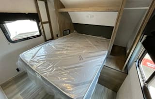 Fully Loaded Brand New Family RV Camper