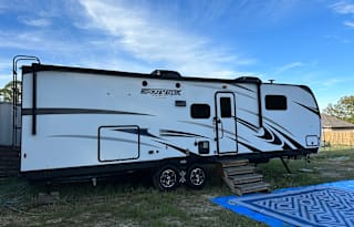 Life is better when you’re GLAMPING