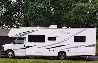 2021 Coachmen RV Freelander 27QB Chevy 4500