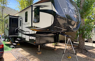 Glamping Done Right!! (DELIVERY ONLY!!!)