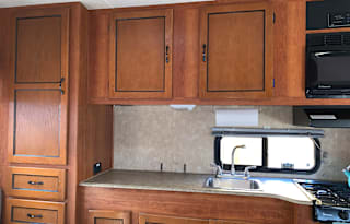 2010 Coachmen RV Freelander Dreamer Series 23DD