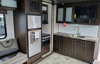 2020 Grand Design Momentum G-Class 28G