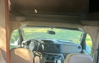 2010 Sunseeker Forest River M-3100SS Ford 350