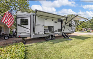 The Getaway Glamper - Dog Friendly - Delivery Only