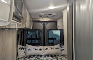 New Class B Van Nature Adventurer for 4!