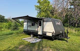 Lightweight, sleeps 6, lots of upgrades!