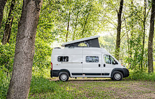 2022 Winnebago Solis 59P