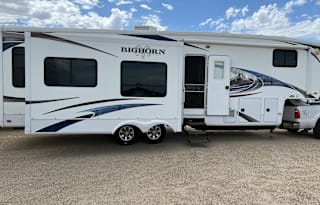 2011 Heartland Bighorn 3185RL