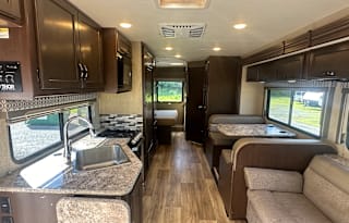 2019 Thor Motor Coach freedom elite