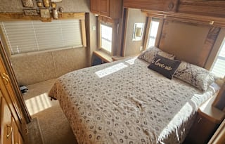 Experience Luxury Rent Our Holiday Rambler Admiral