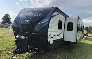 2019 Palomino Puma 31BHQB