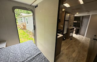 Cozy Up, Camp Out – pet-friendly 7 sleeper!