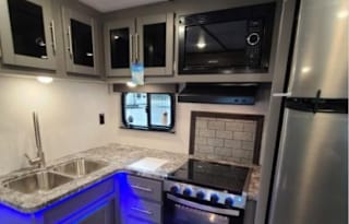 2021 CrossRoads RV Volante 28BH