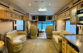 2005 Fleetwood RV Excursion 39s