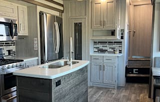 2020 Keystone RV Montana High Country 335BH