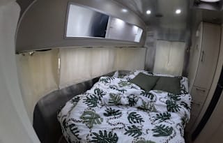 2015 Airstream RV International Serenity 25FB