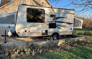 2015 Jayco Jay Feather Expandale M-16 XRB