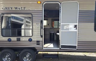 2018 Forest River RV Cherokee Grey Wolf 26DJSE